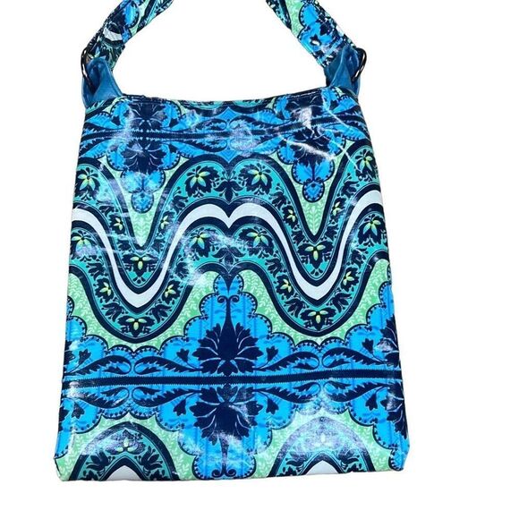 Women’s Blue funky fun vinyl Floral handmade Print Shoulder Bag Size Medium - Picture 5 of 15
